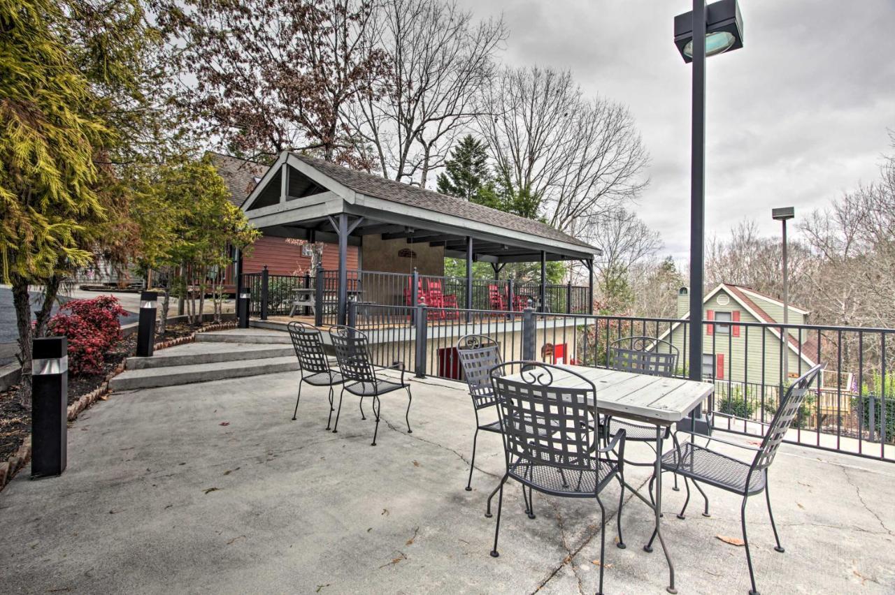 Rustic Pigeon Forge Home With Private Hot Tub! Exterior foto